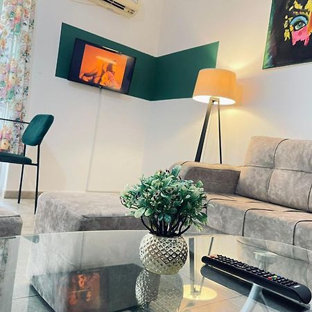 Top Central Apartment Тирана Экстерьер фото