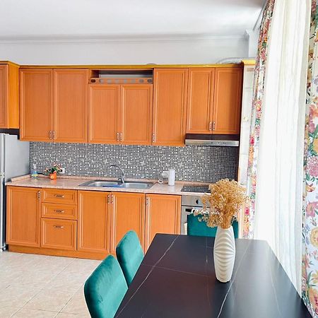 Top Central Apartment Тирана Экстерьер фото