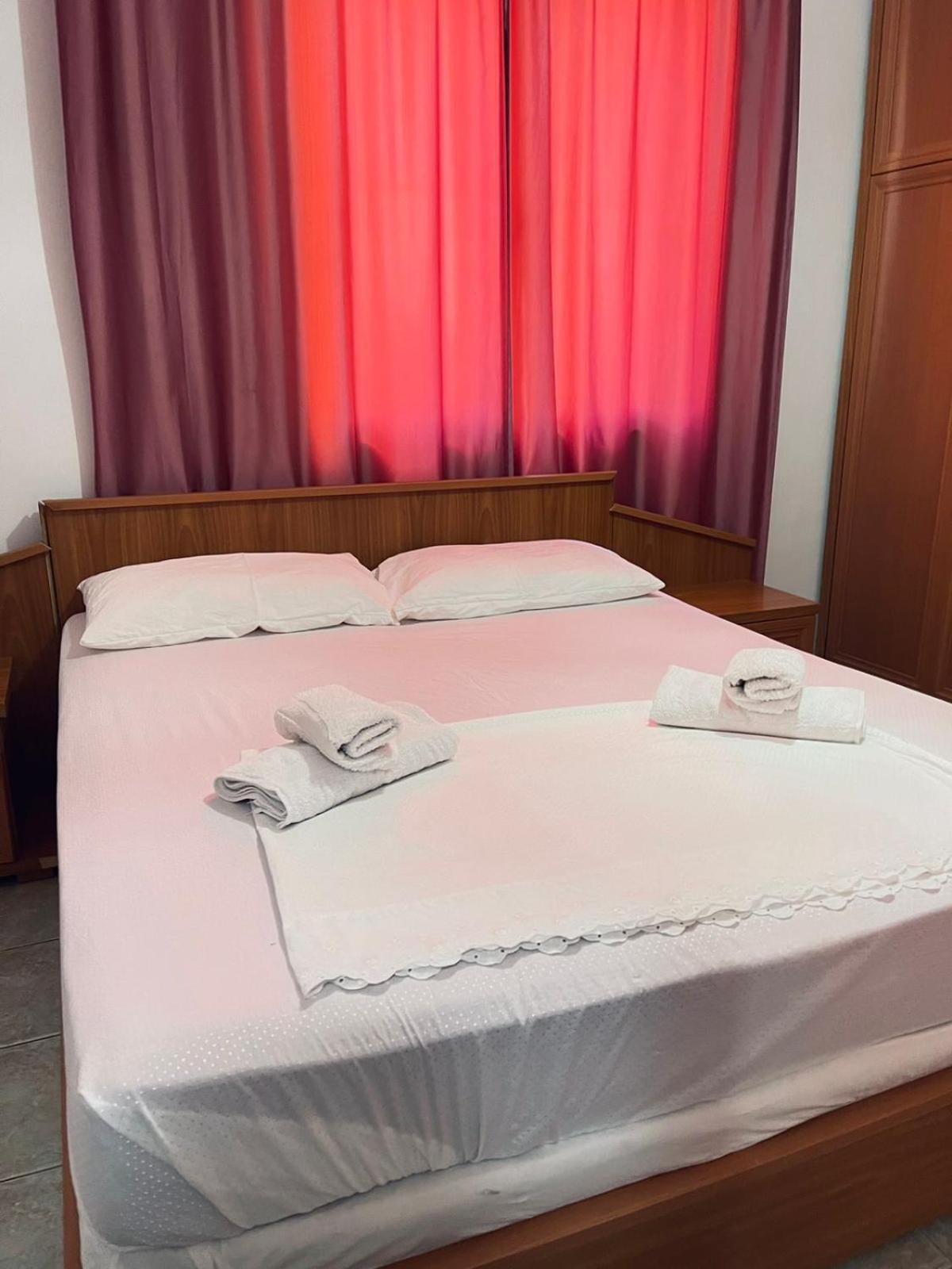 Top Central Apartment Тирана Экстерьер фото