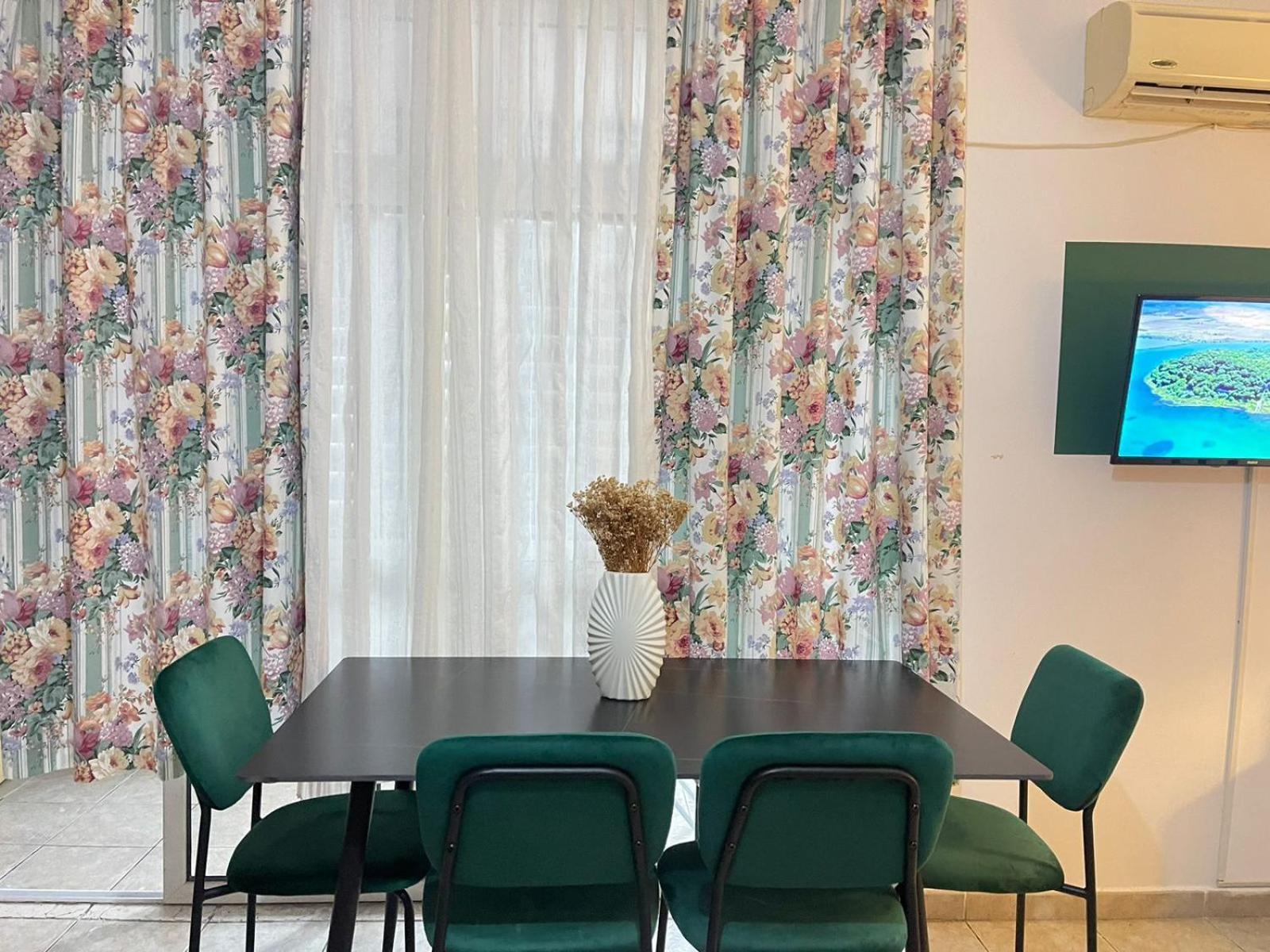 Top Central Apartment Тирана Экстерьер фото